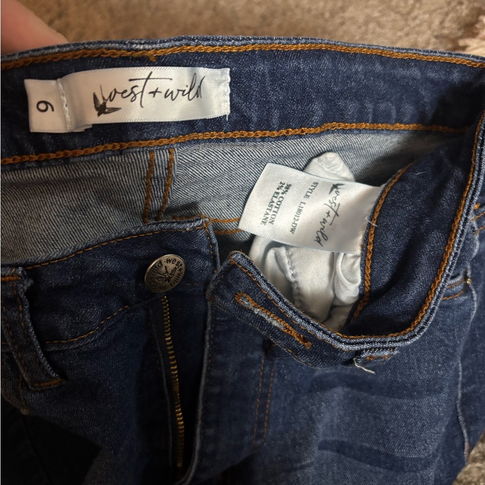 Jeans - Picture 2 of 2
